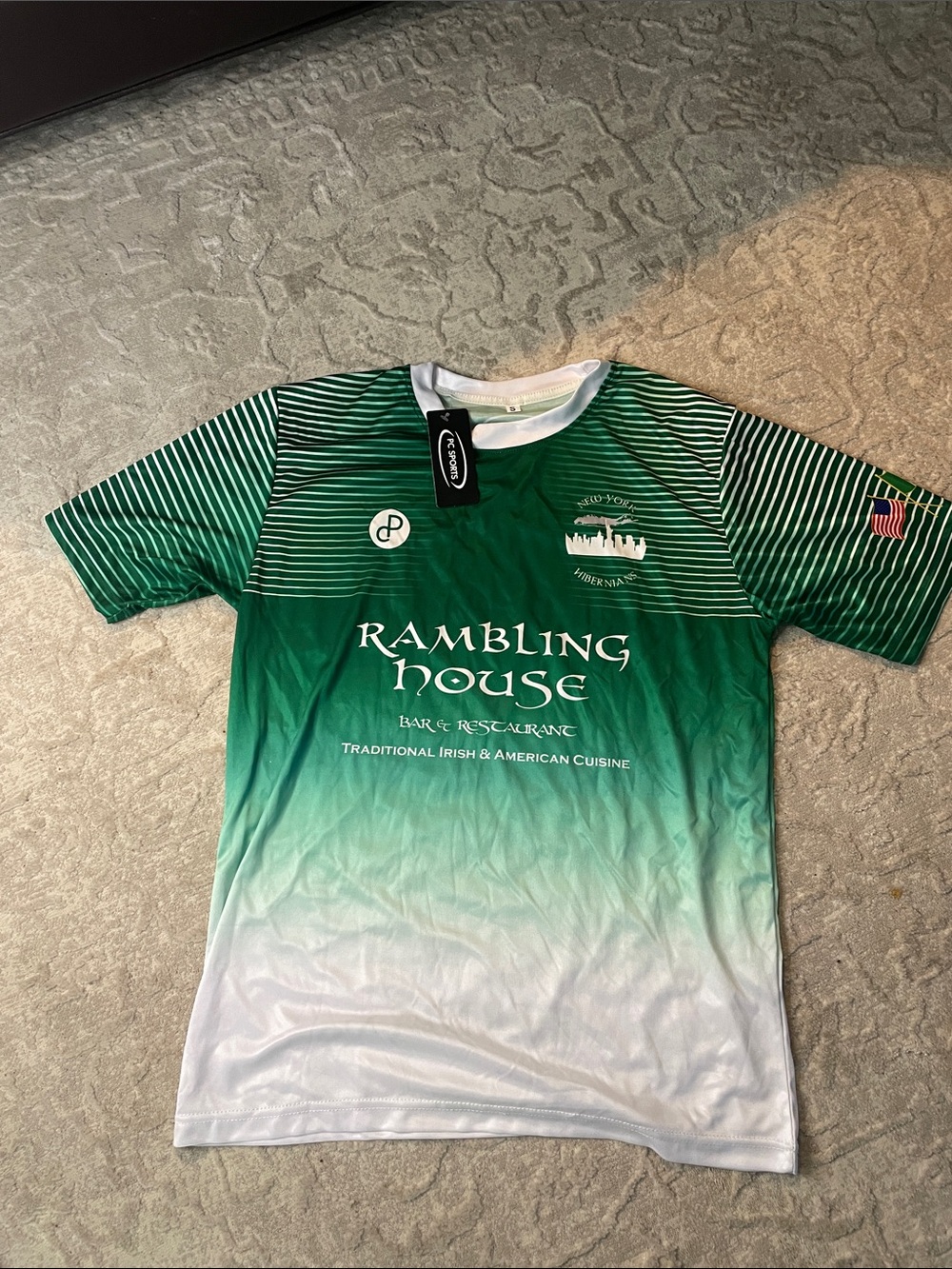 Green Rambling House Irish Bar Gradient Short Sleeve Shirt
